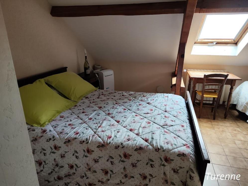 A L'Etape De La Ferme Bed & Breakfast Noailles  Exterior photo